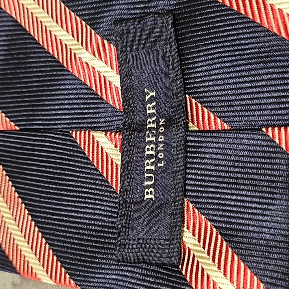 Burberry London Tie - Picture 7 of 15